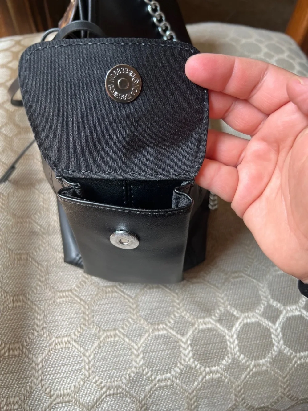 Black shoulder bag